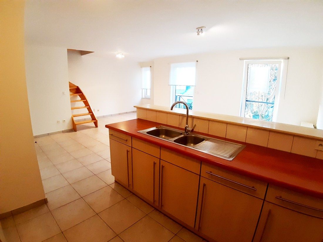 Gunstig gelegen duplex appartement te Genk foto 6