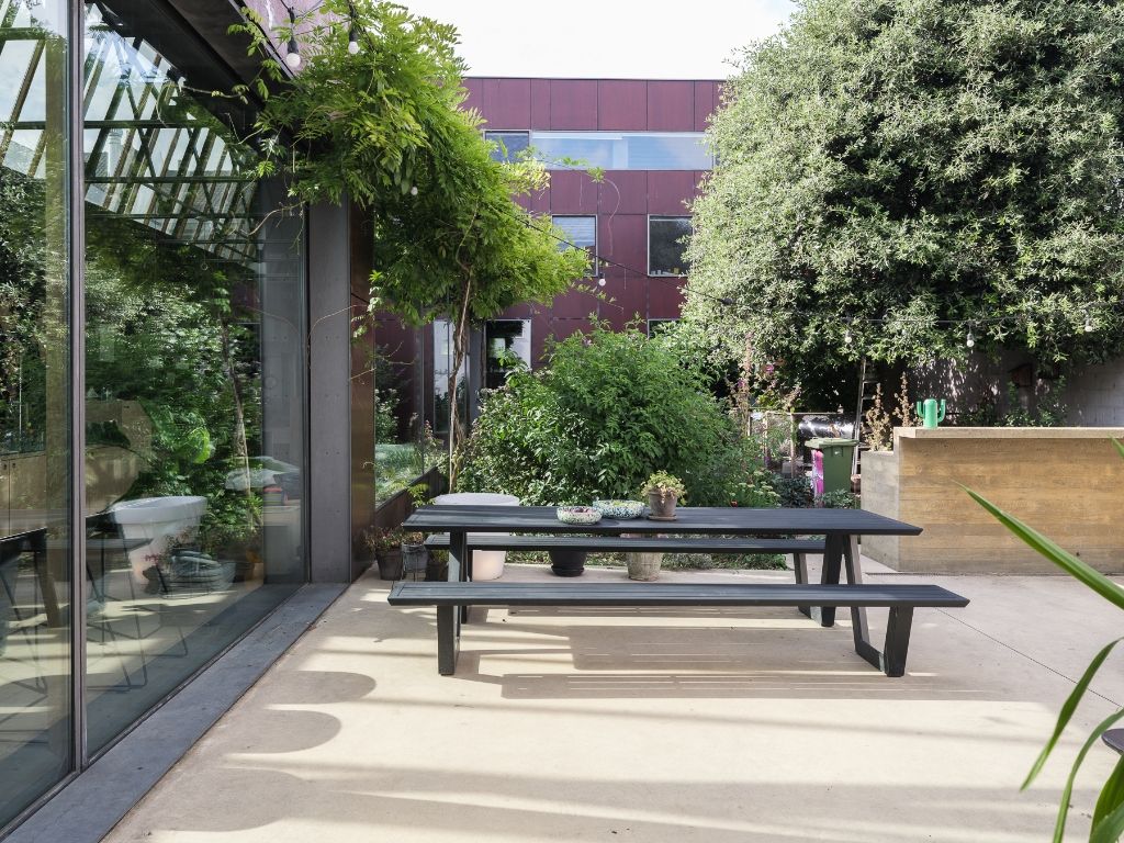 Lichtrijke en karaktervolle loft met tuin en 5 slaapkamers op toplocatie nabij Gent centrum! foto 5