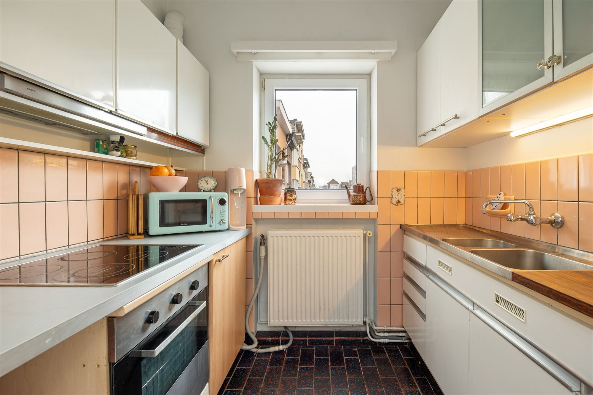 Lichtrijk appartement met twee slaapkamers foto 7