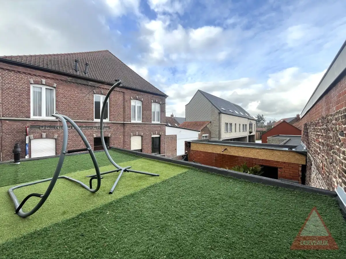 Beveren – Volledig gerenoveerde & instapklare woning met 4 slaapkamers & garage foto 15