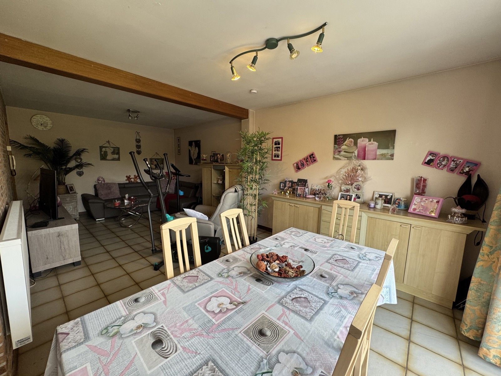 Gunstig gelegen appartement met 2 slaapkamers en staanplaats foto 3