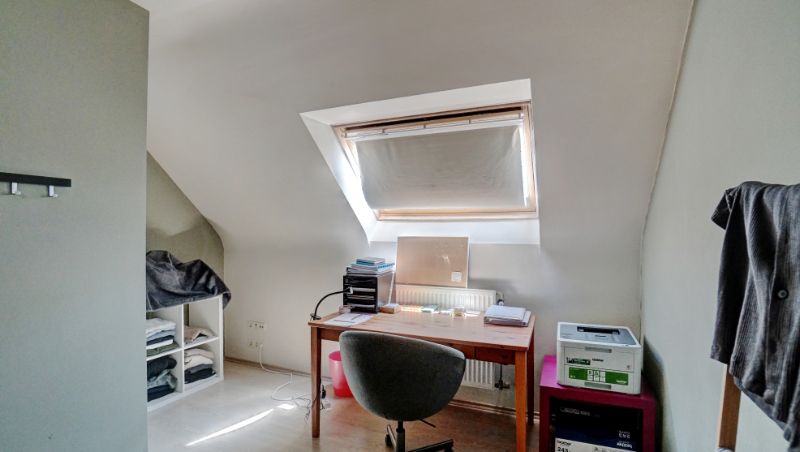 Ruim 3 slaapkamer duplex-appartement van 130m² met terras op zuid-oosten, ondergrondse staanplaats en kelder foto 12