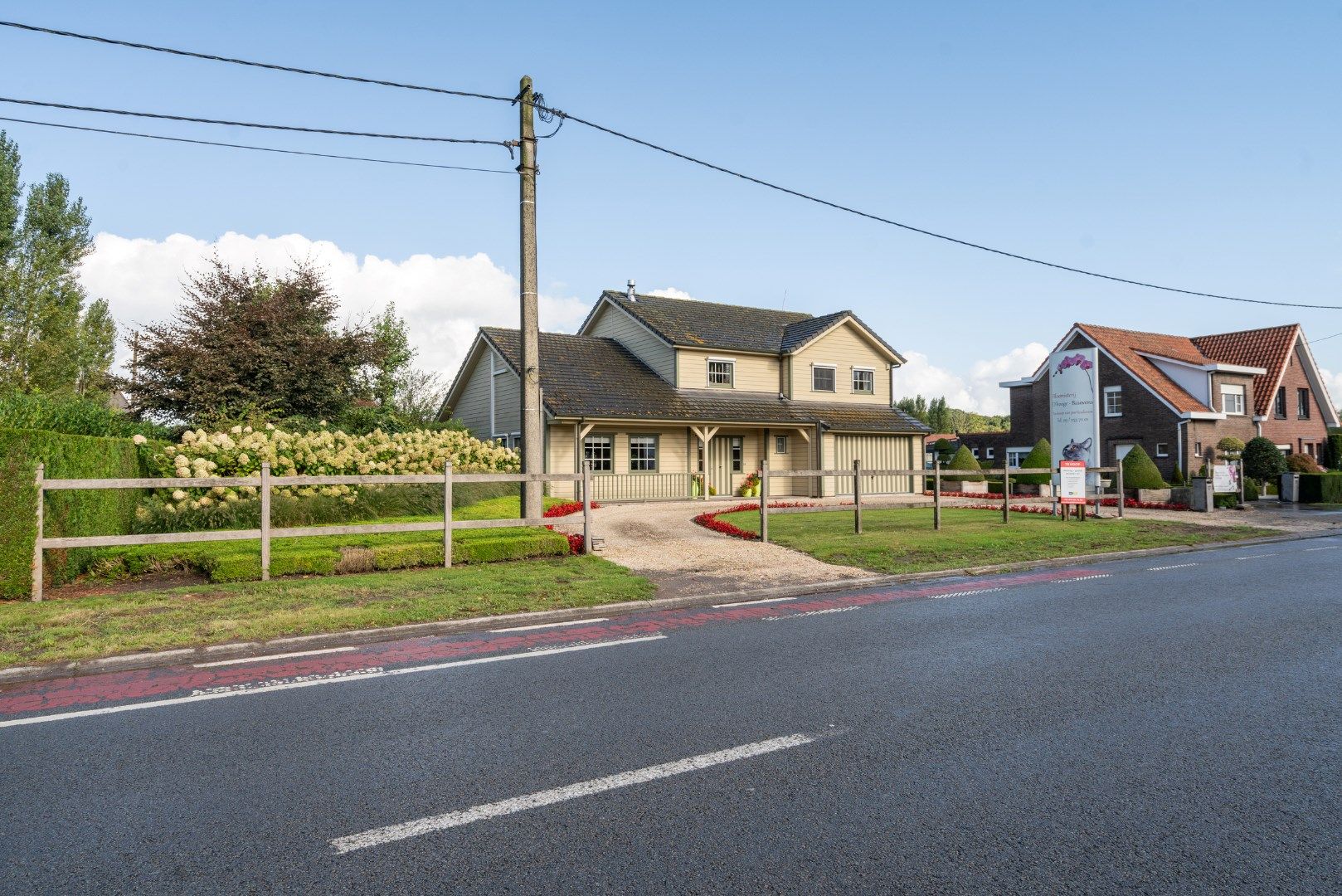 Schitterende villa met bedrijfsgebouwen op 14083m² foto 3