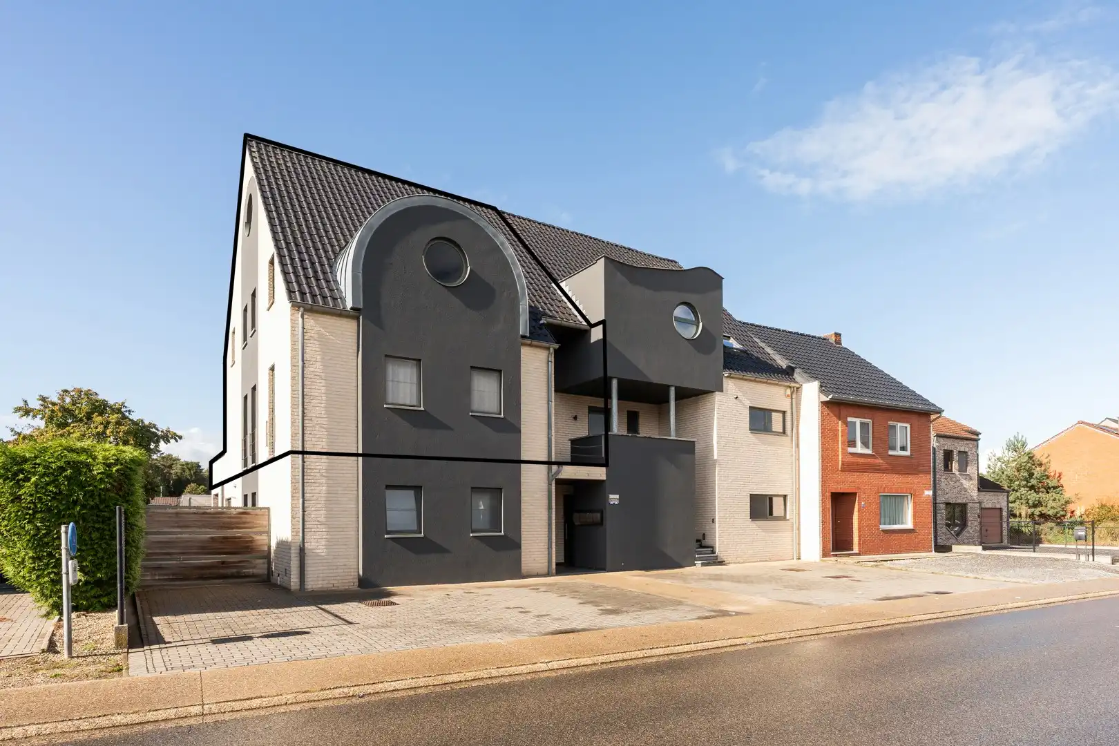 ZEER RUIME DUPLEX MET 3+ SLKS TE KOOP - MAASMECHELEN foto 2