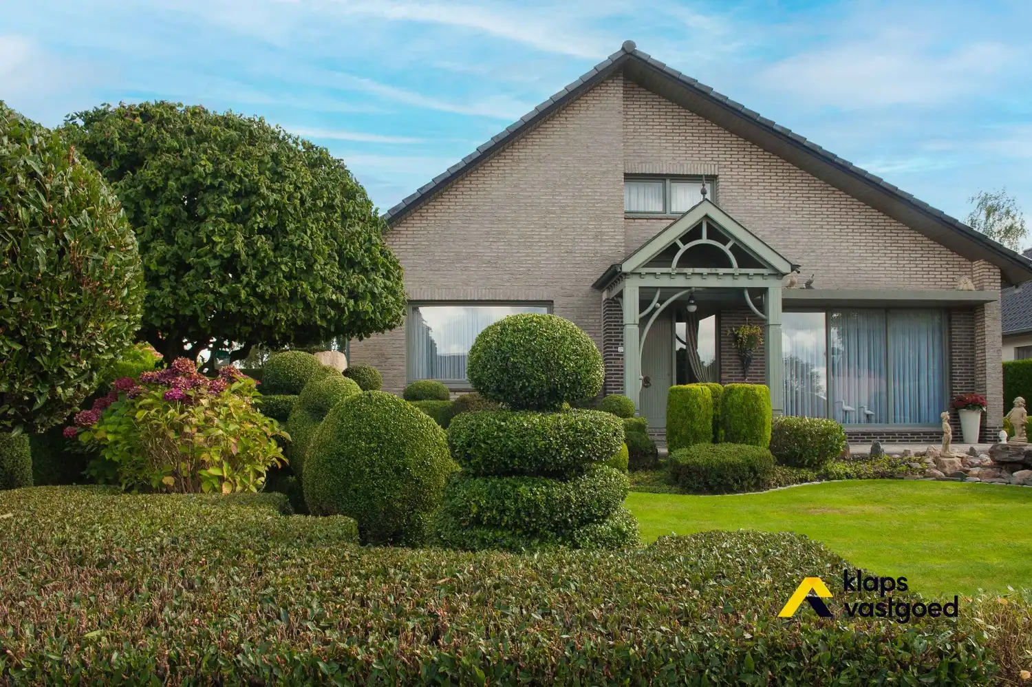 Gracieuze woning met 4 slaapkamers en schitterende tuin op perceel van 12a63ca foto 28