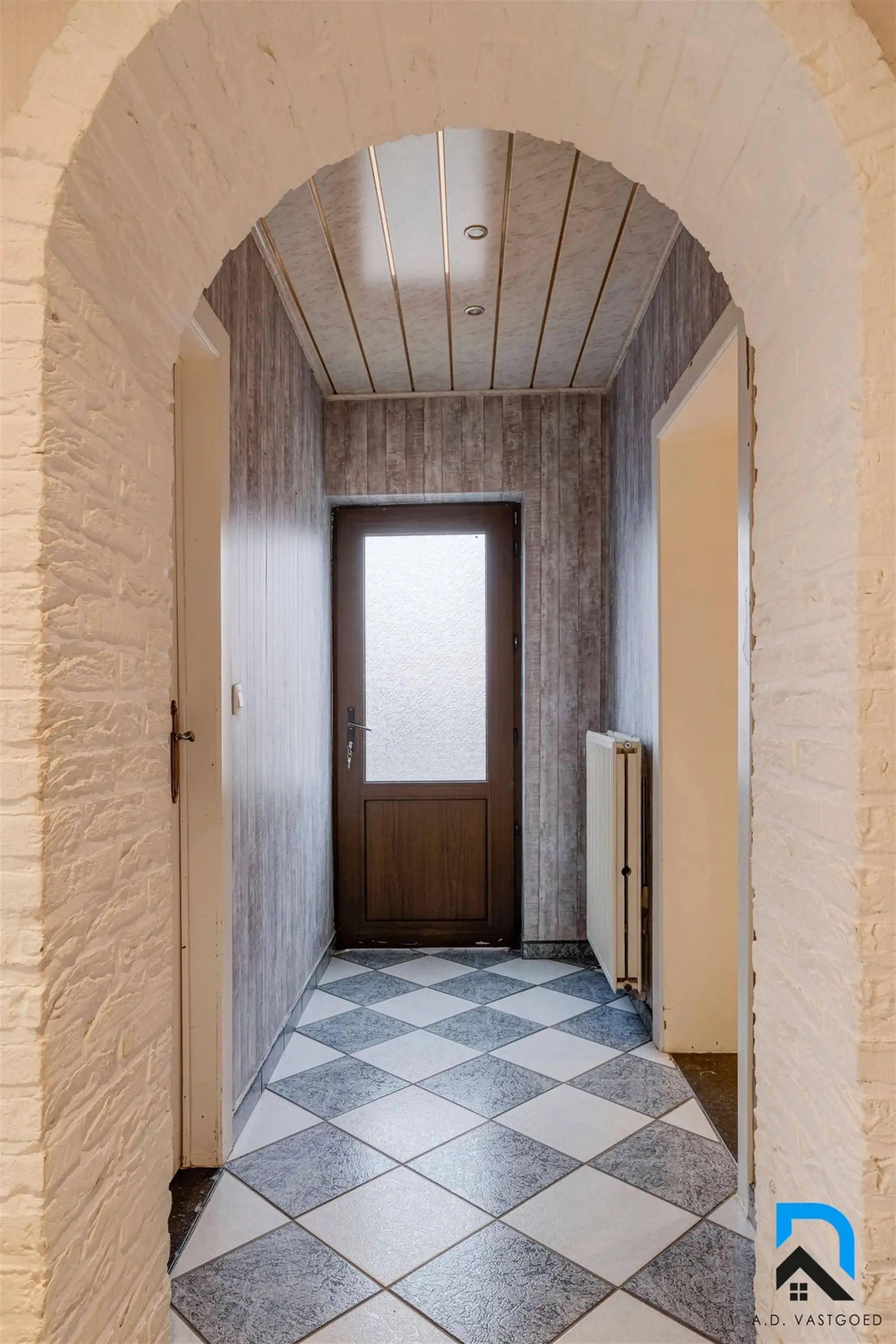 Mooie woning met tuin en garage foto 22