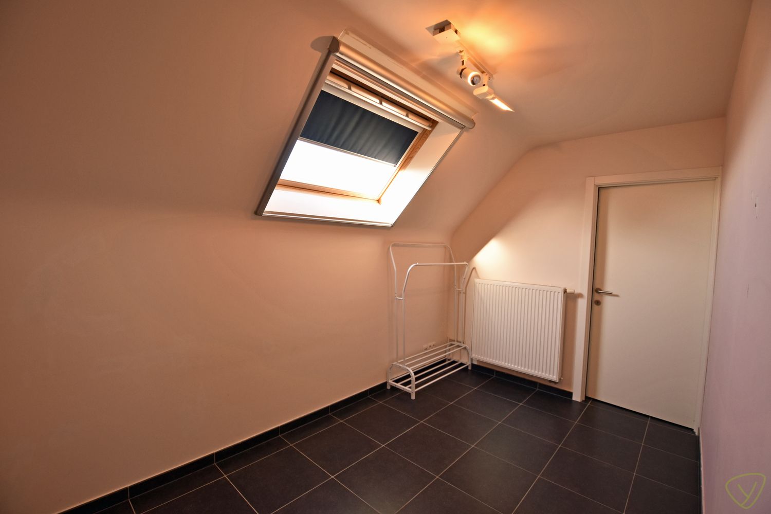 Zeer ruim duplex-appartement in de dorpskern van Sint-Laureins foto 11