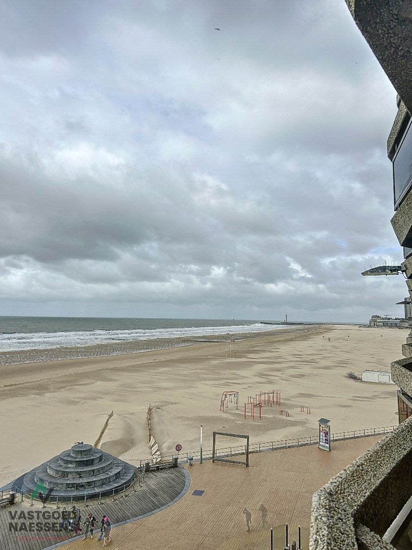 Instapklare studio met terras en zicht op zee  foto 3