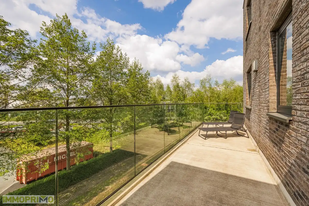 Instapklaar 3 slaapkamer appartement met ruim terras in autoluwe buurt foto 20