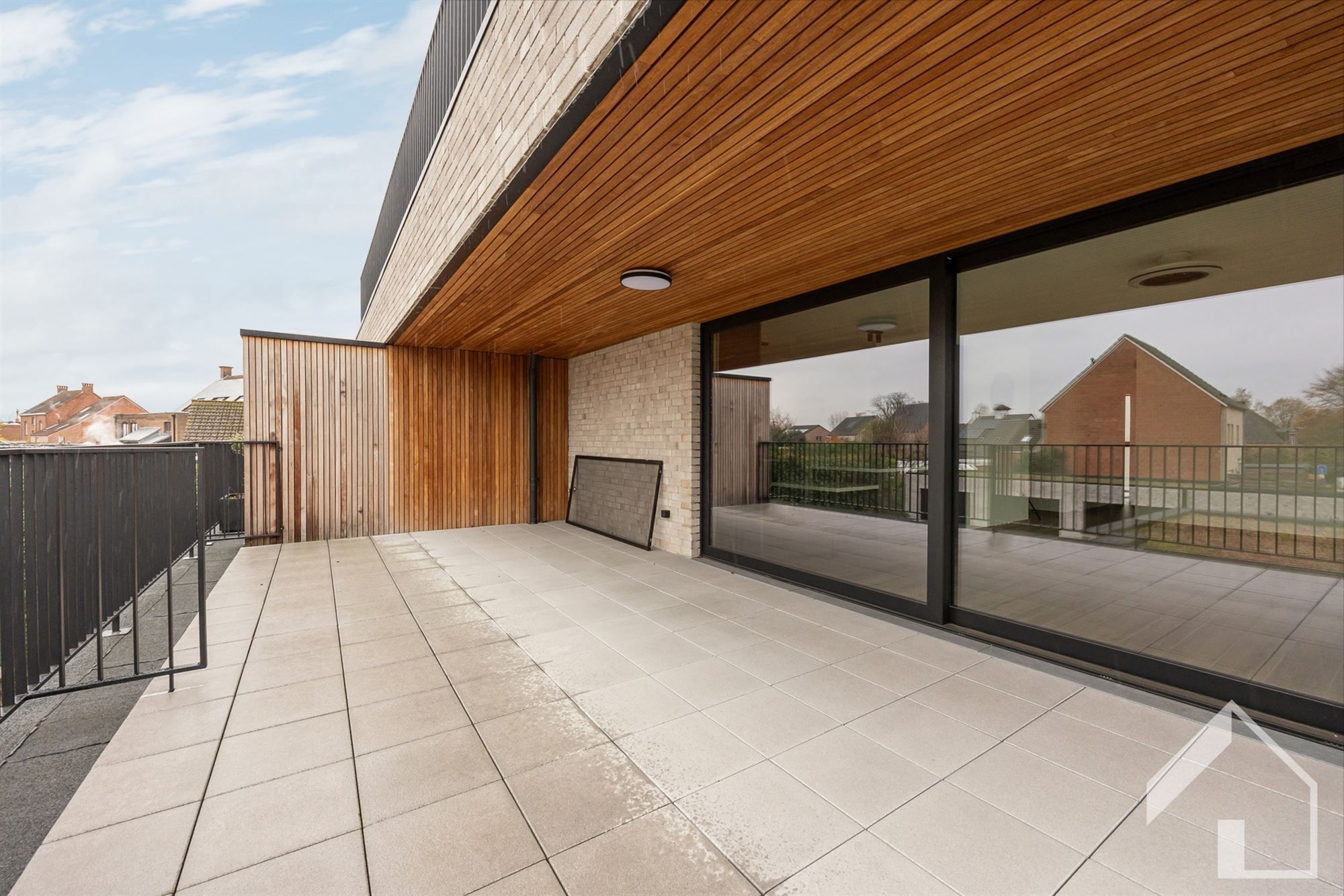 Prachtig en ruim appartement met lift! foto 17