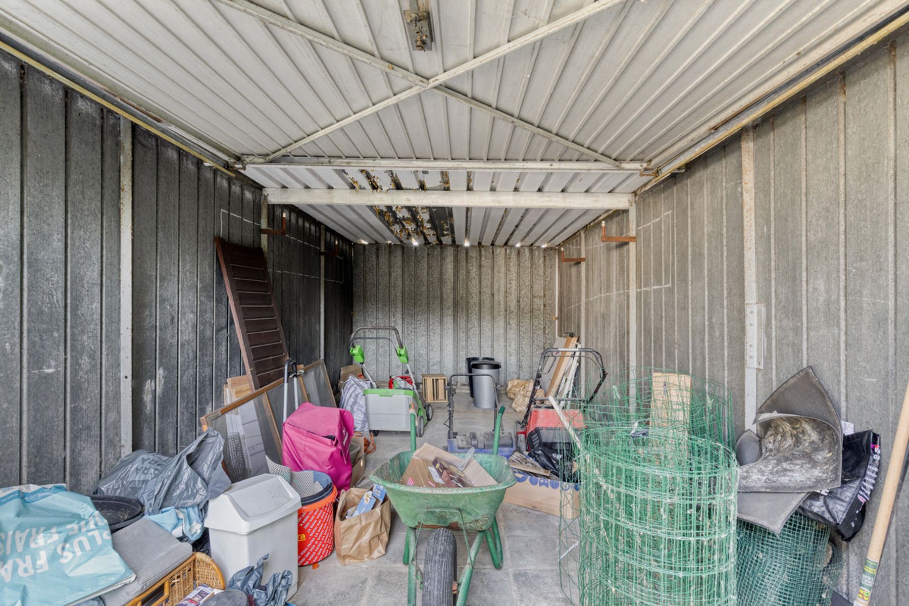Rustig gelegen eigendom met 3 slaapkamers foto 20