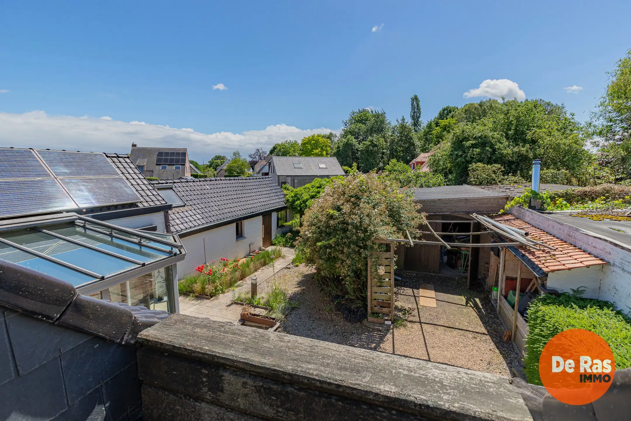 BOTTELARE – Ruime woning met tuin, dubbele garage en 5 slpks foto 18