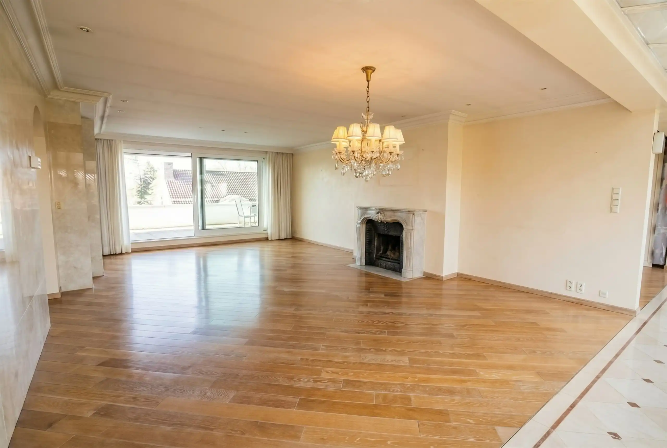 Elegant dakappartement met groot terras en garage! foto 5