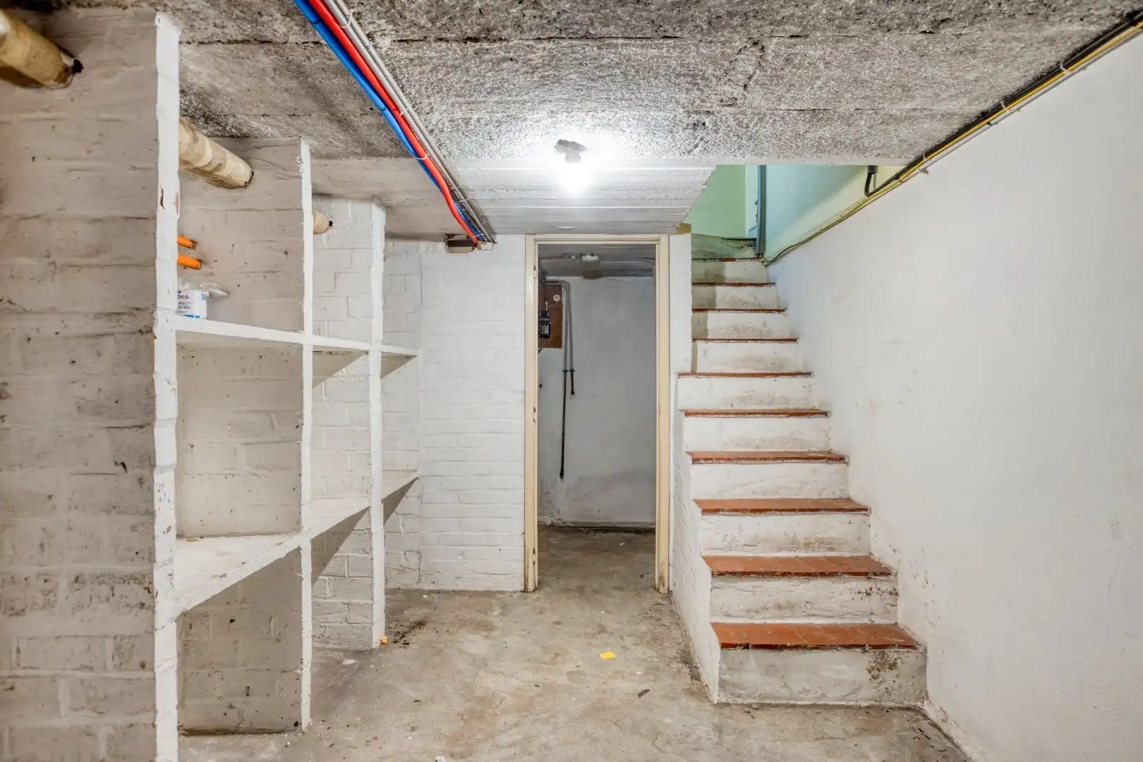 Leuke, halfopen woning met 3 slaapkamers, garage en tuin! foto 20