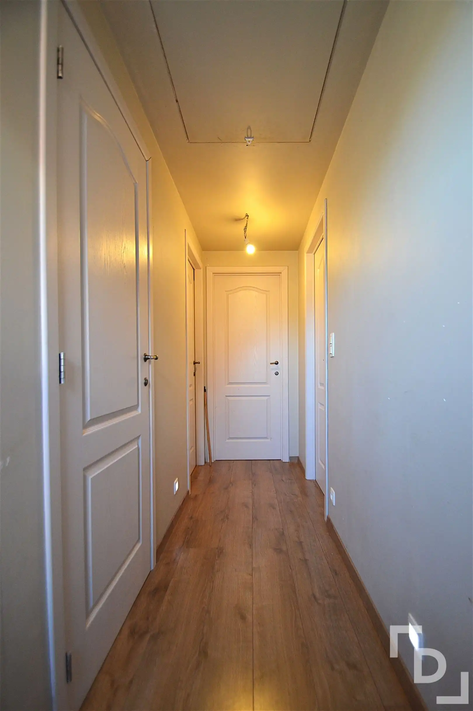 Half open bebouwing in landelijke stijl te huur in Moorslede. foto 6