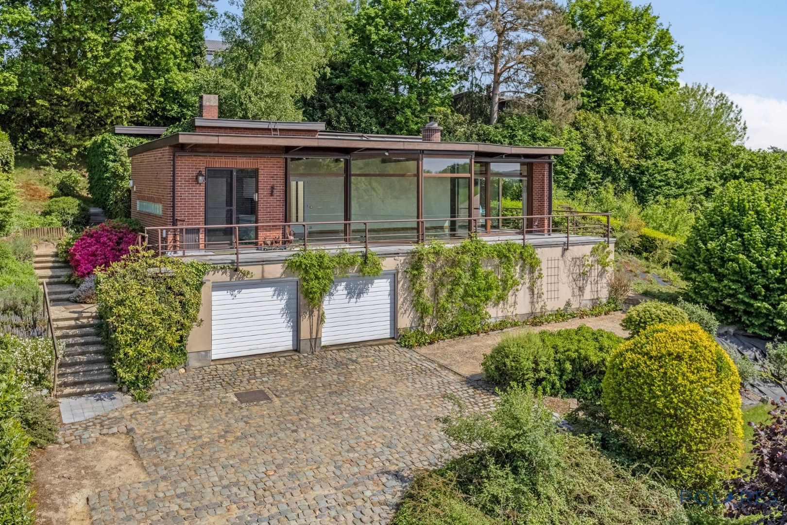 Hoofdfoto van de publicatie: Uniek gelegen woning met adembenemend uitzicht op de natuur!