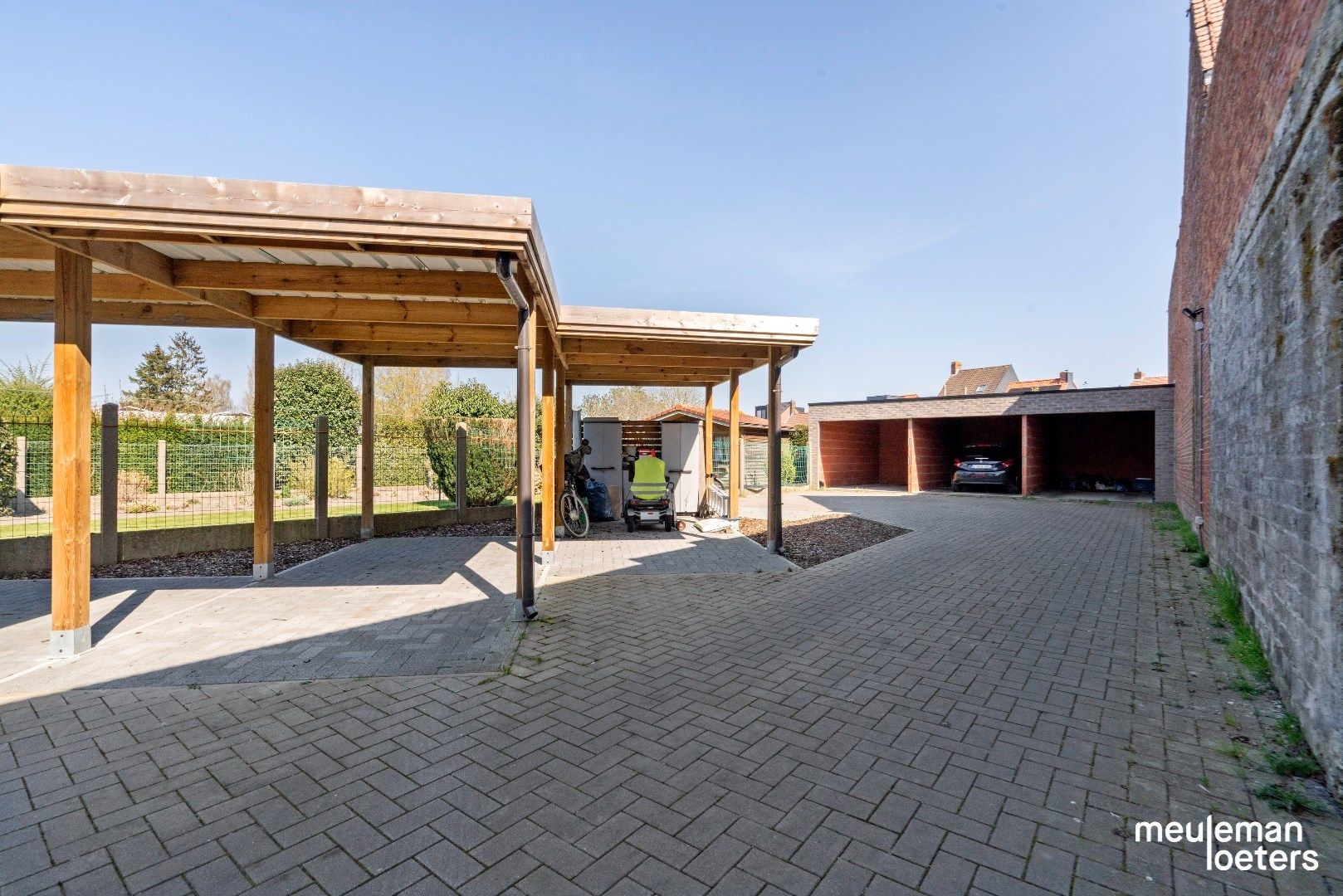 Schitterend gelijkvloers appartement met terras foto 21