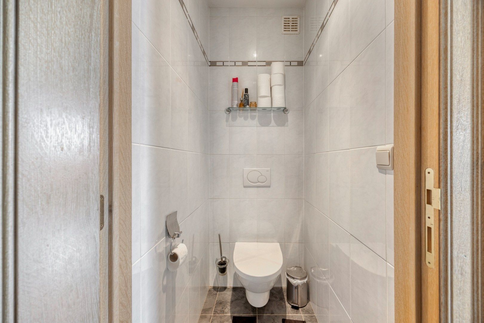 TOPLIGGING ! Instapklaar 2-kamerappartement  foto 11