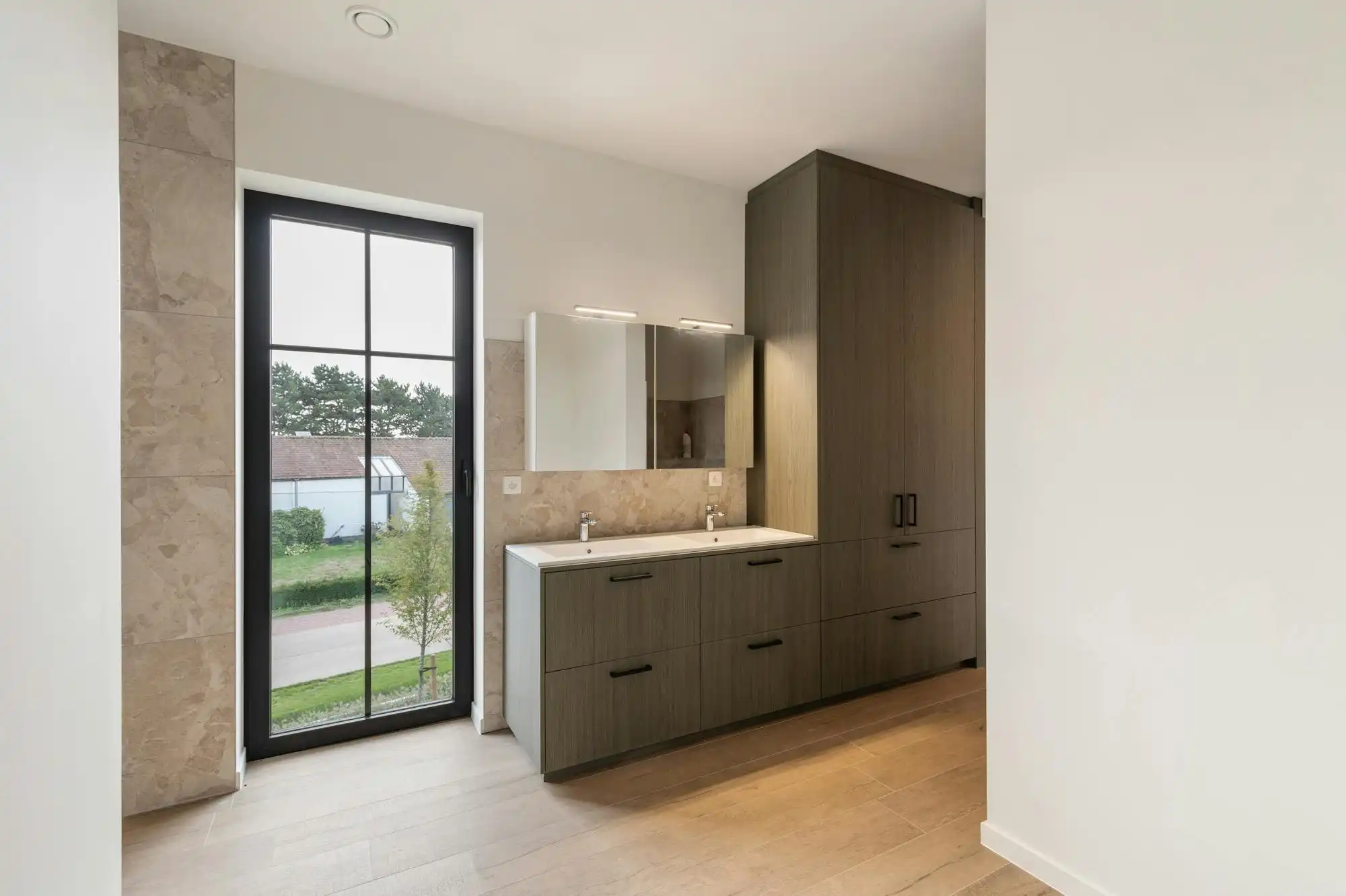 Instapklaar appartement (234 m²)  te koop in Weelde foto 19