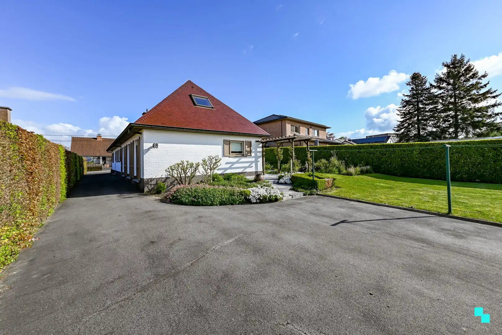 Prachtige villa op Zuidgericht perceel met verzichten te Lendelede foto 11