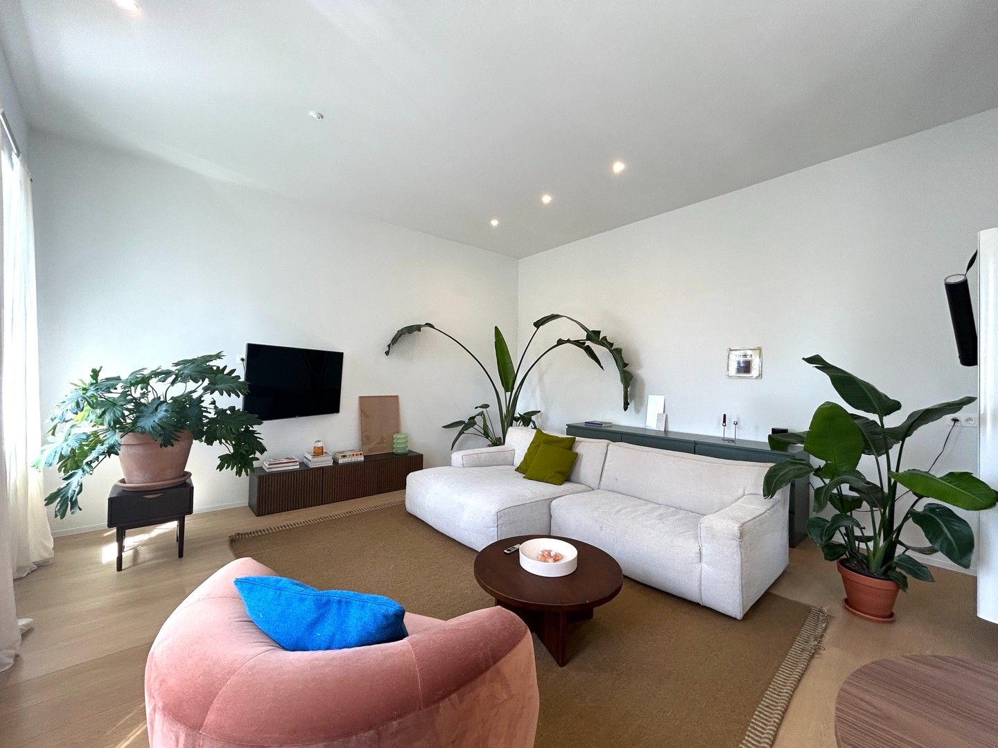 Magnifiek één-slaapkamer appartement op toplocatie te Gent! foto {{pictureIndex}}