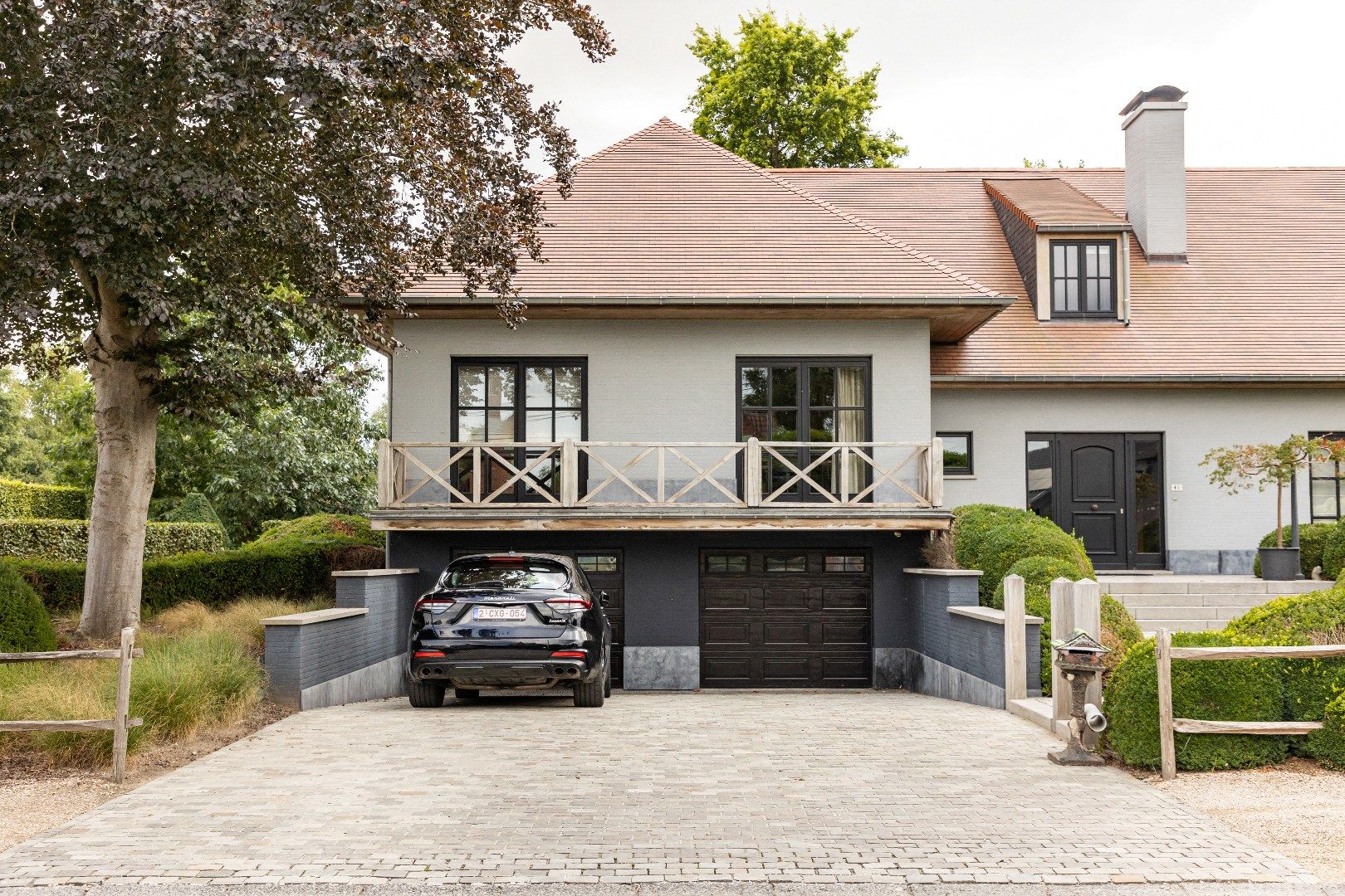 Prachtige landelijke villa met gezinstuin en graslanden op 32.558m² foto 2