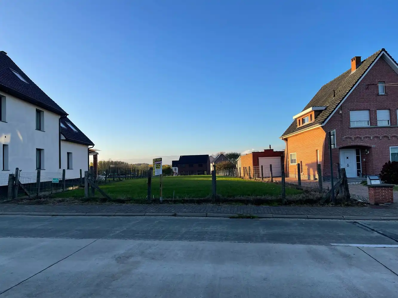 Perceel geschikt voor open bebouwing foto 3