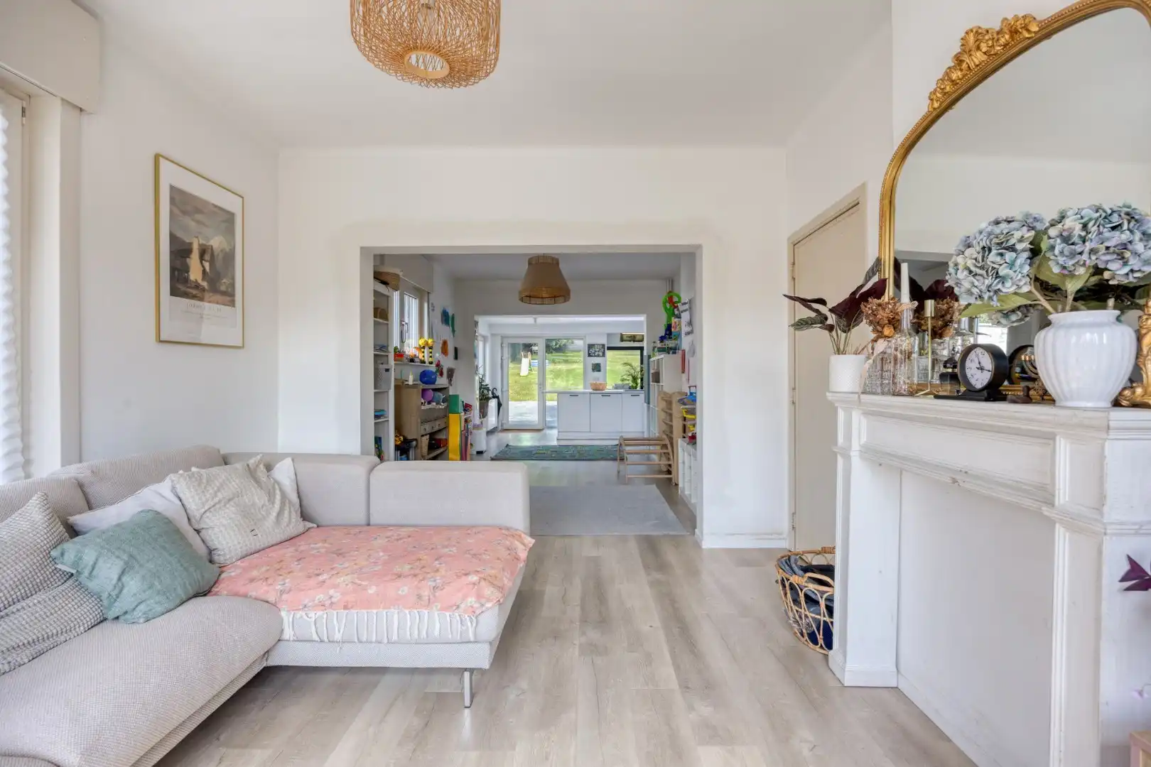 4 gevel VILLA met 3 slaapkamers + bureau, ruime tuin – 1652 ALSEMBERG (BEERSEL) foto 6