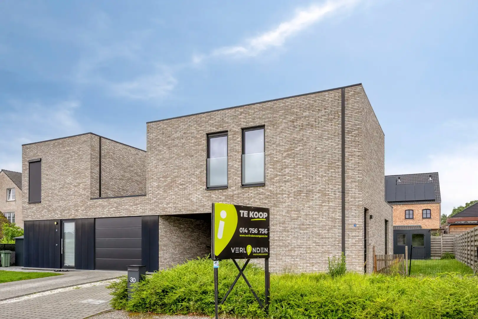 Moderne BEN woning met 3 SLKPS onder registratierechten! foto {{pictureIndex}}