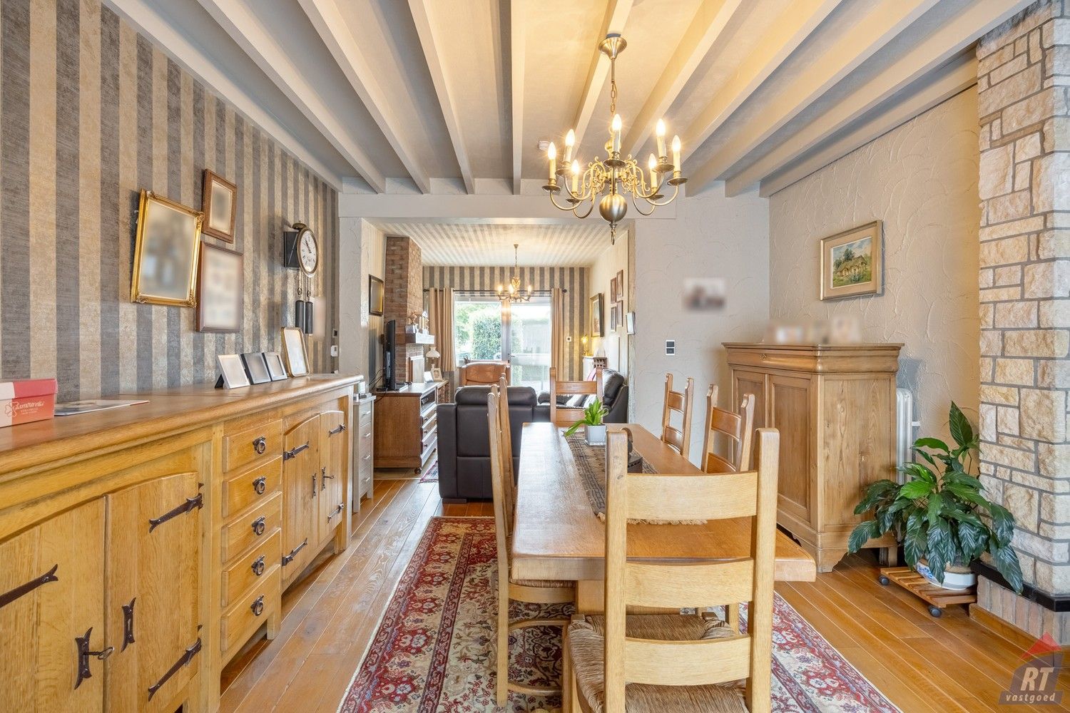 Charmante woning met zwembad op toplocatie in Sint-Truiden foto 2