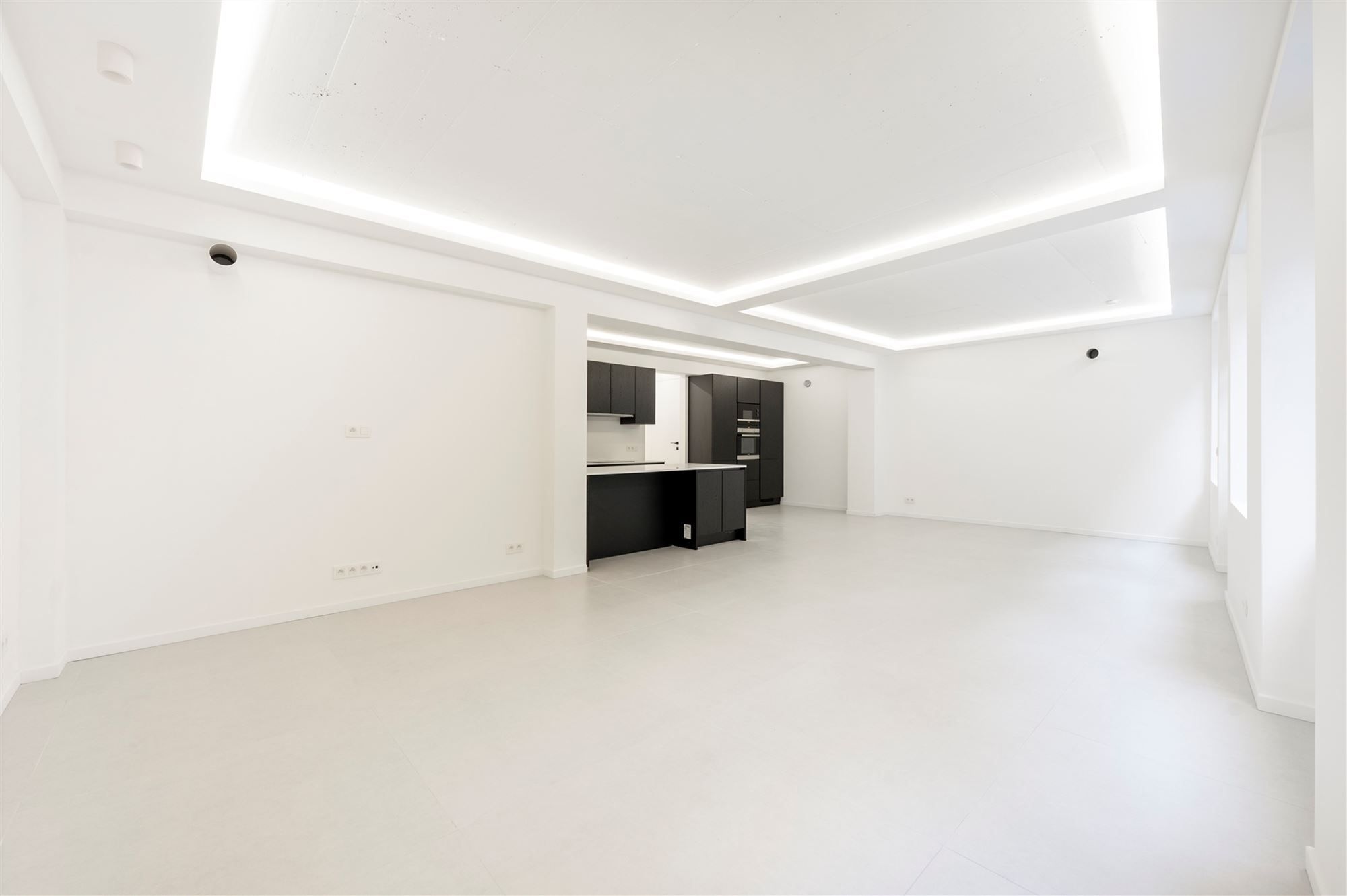 Gerenoveerd en energiezuinig appartement te huur in hartje Antwerpen! foto 2