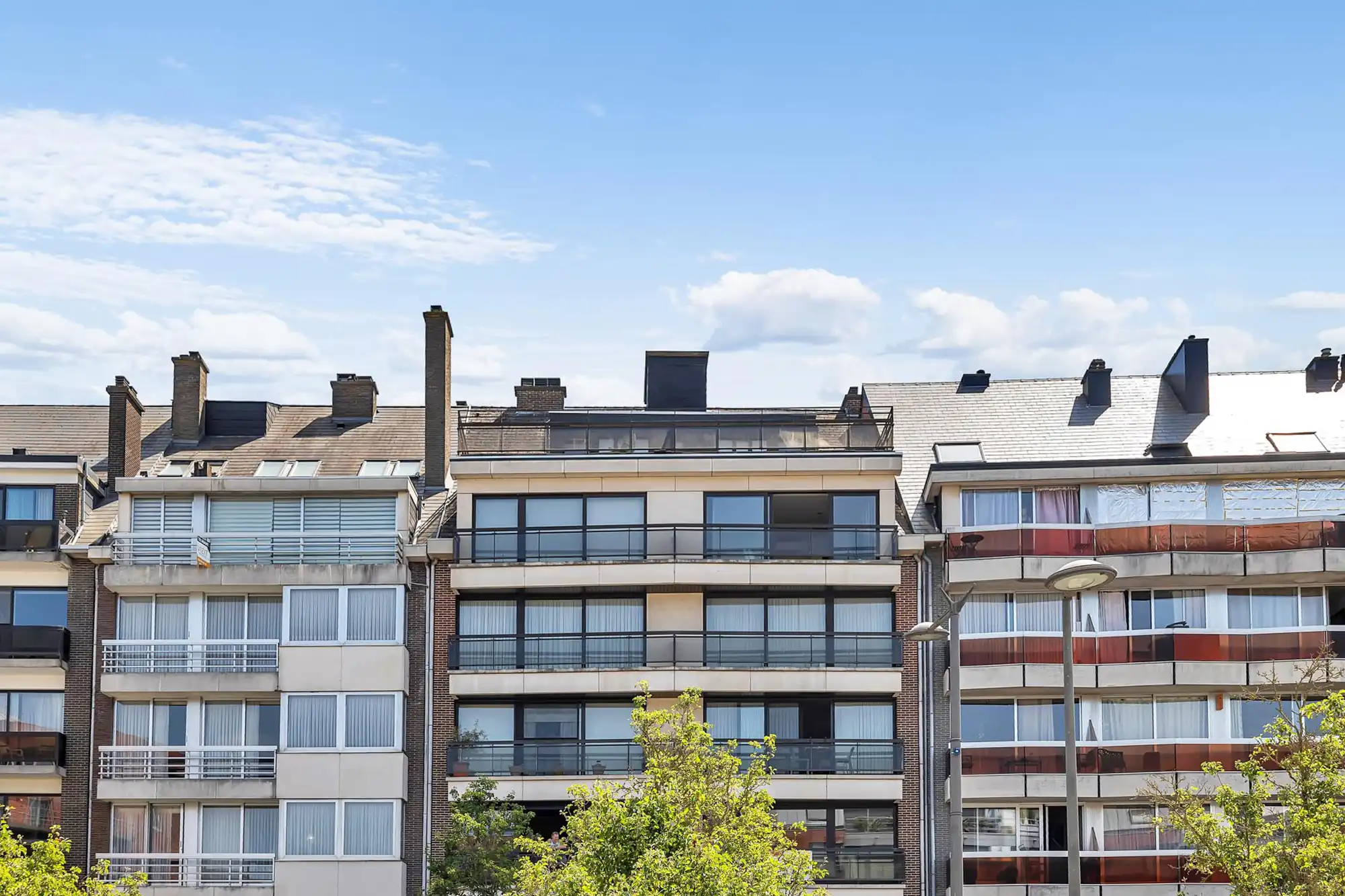 Gerenoveerd penthouse met 2 ruime terrassen in centrum foto 24