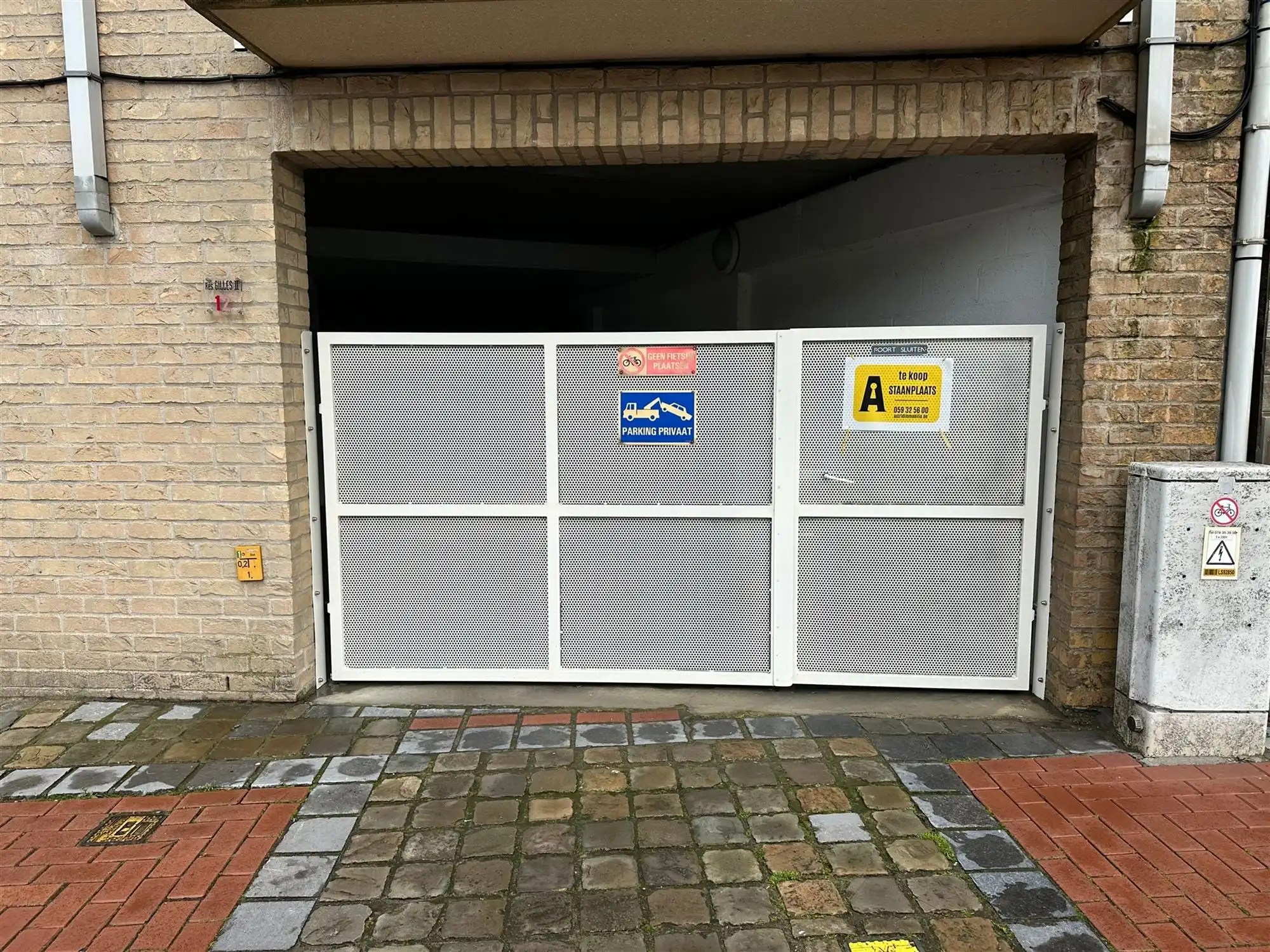 Staanplaats in volle centrum Bredene! foto 3