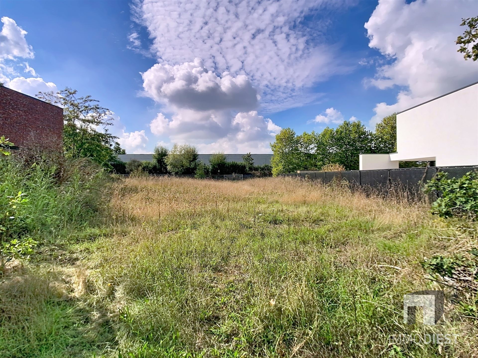 Bouwgrond in het groen met perfecte oriëntatie foto 15