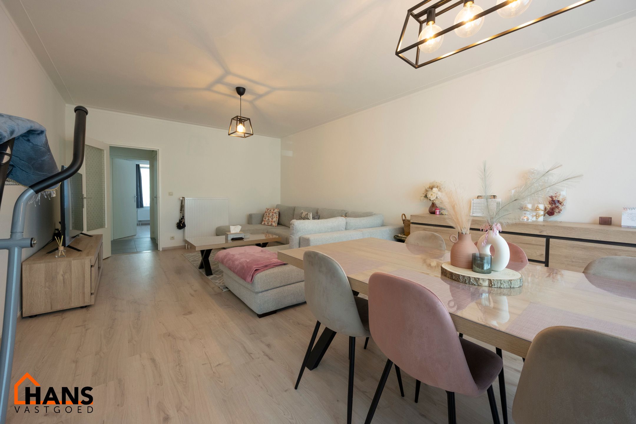 Appartement met garagebox. foto 3