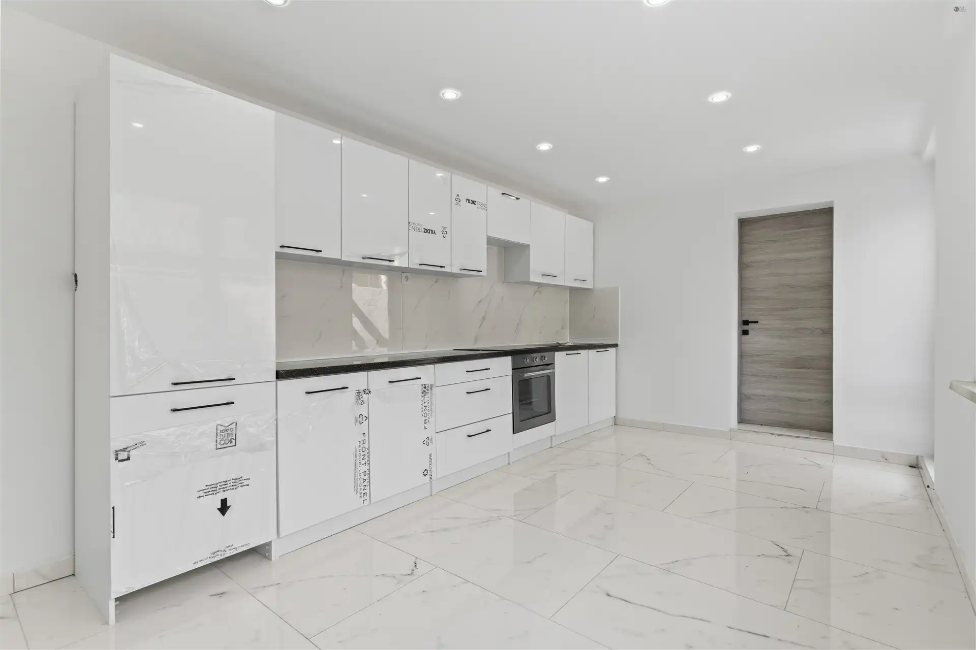 Half open bebouwing met weids uitzicht  foto 5