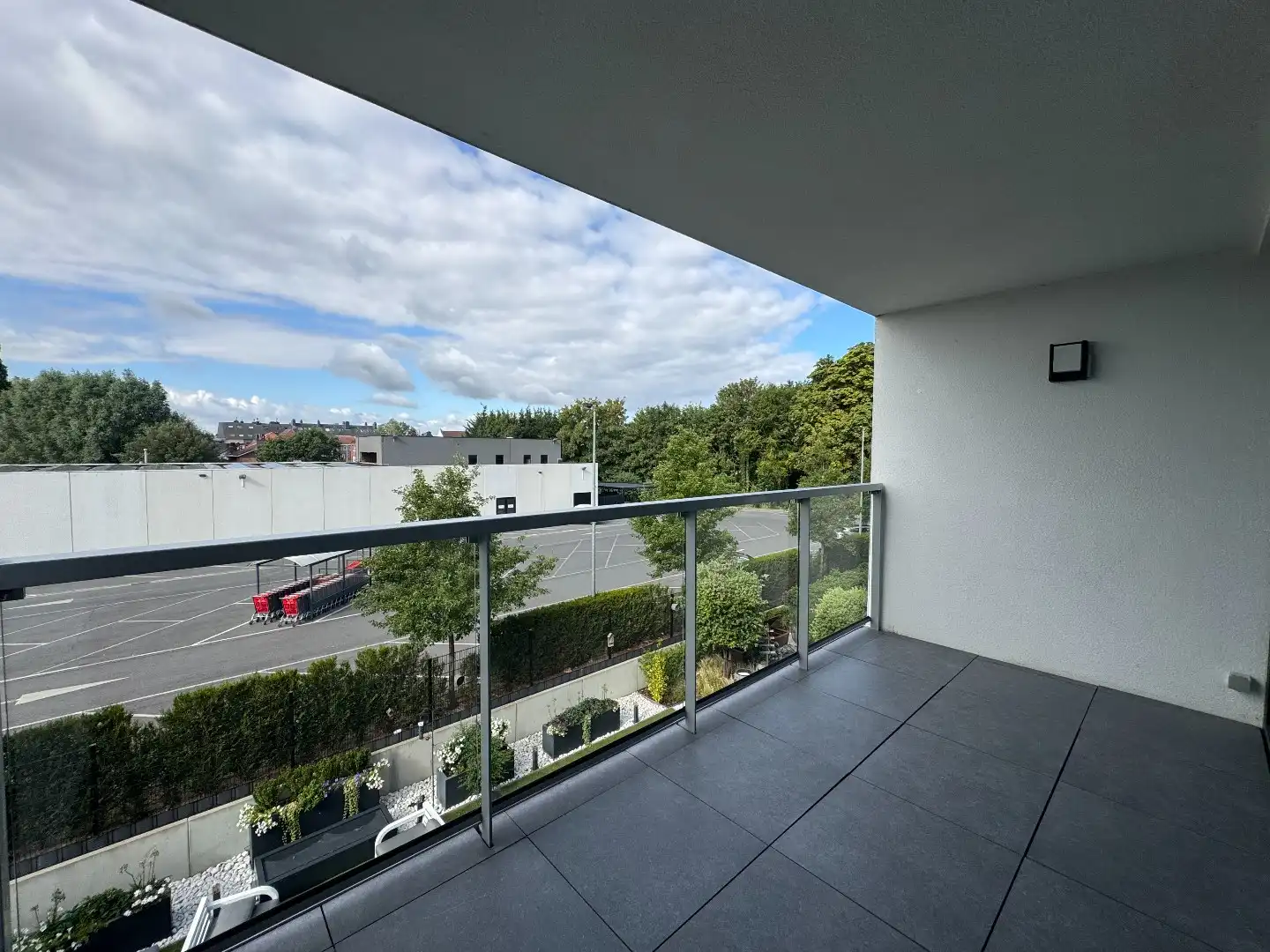 Te huur in Merchtem: ruim appartement 2 slpk + 2 autostaanplaatsen + kelder foto 8
