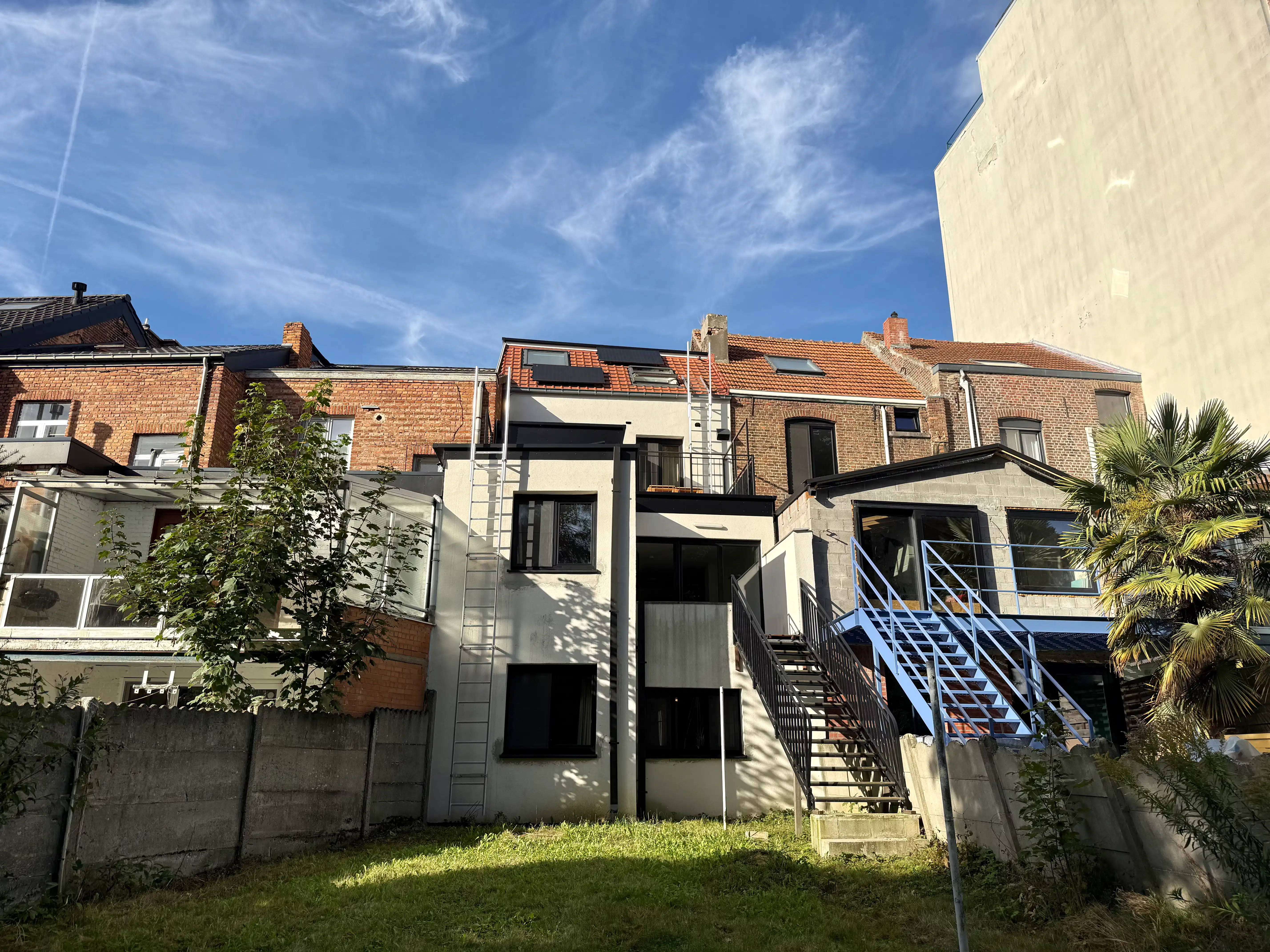 Ruim appartement met 4 slaapkamers en uitzonderlijk privatieve tuin foto 13