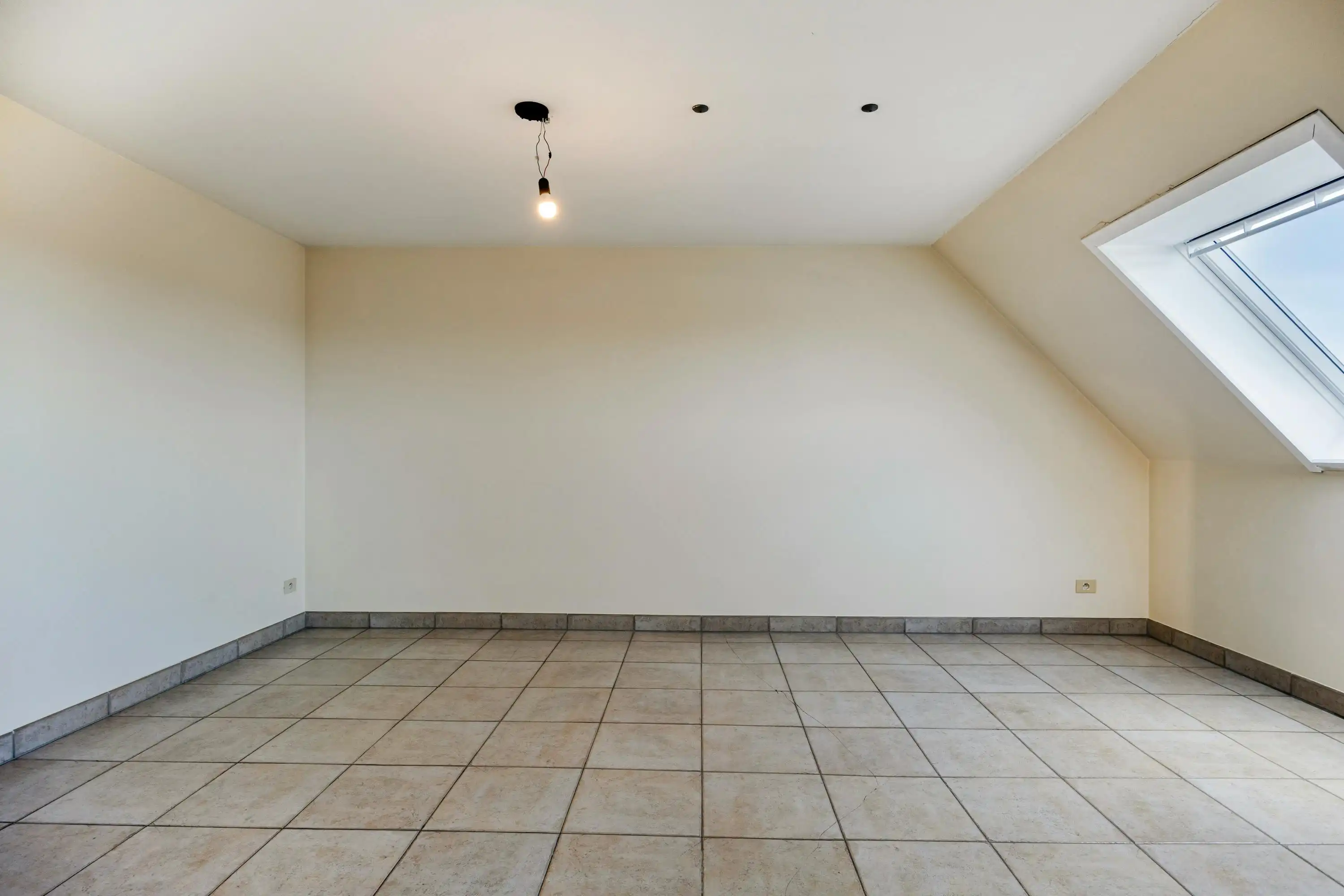 Ruim appartement (150m²) met 3 kamers te koop in Zulte foto 5