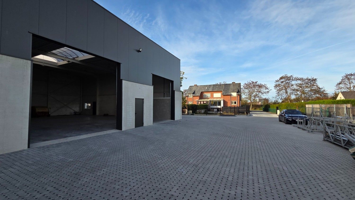 Moderne nieuwbouw bedrijfshal (320m²) te BREE foto 3