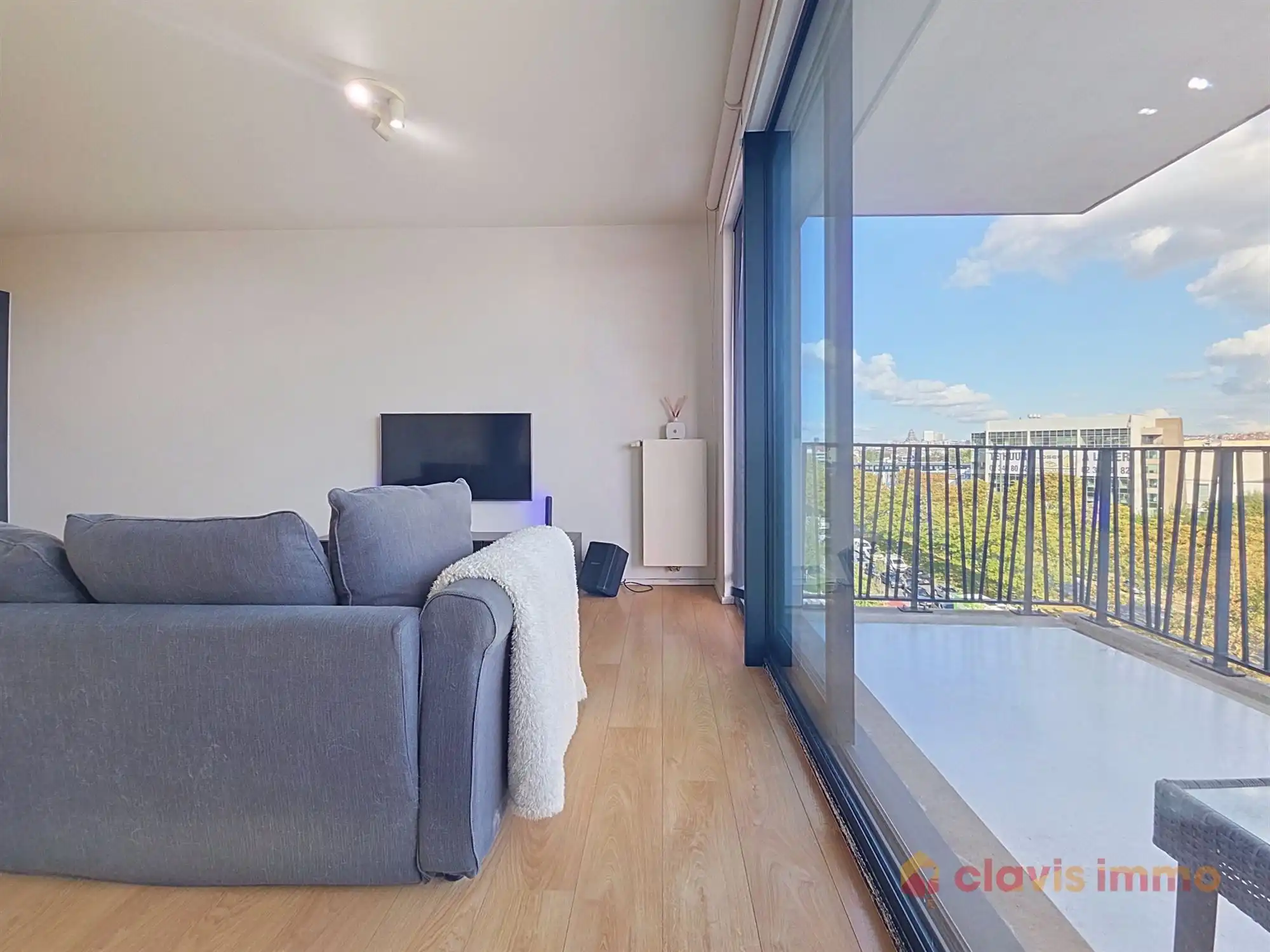 Appartement met terras en parking foto 5
