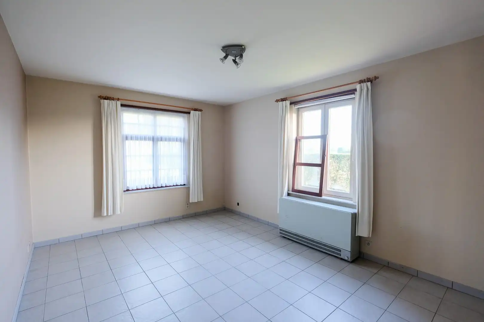 Landelijk wonen met ruimte, rust en een prachtig uitzicht in Zomergem! foto 9