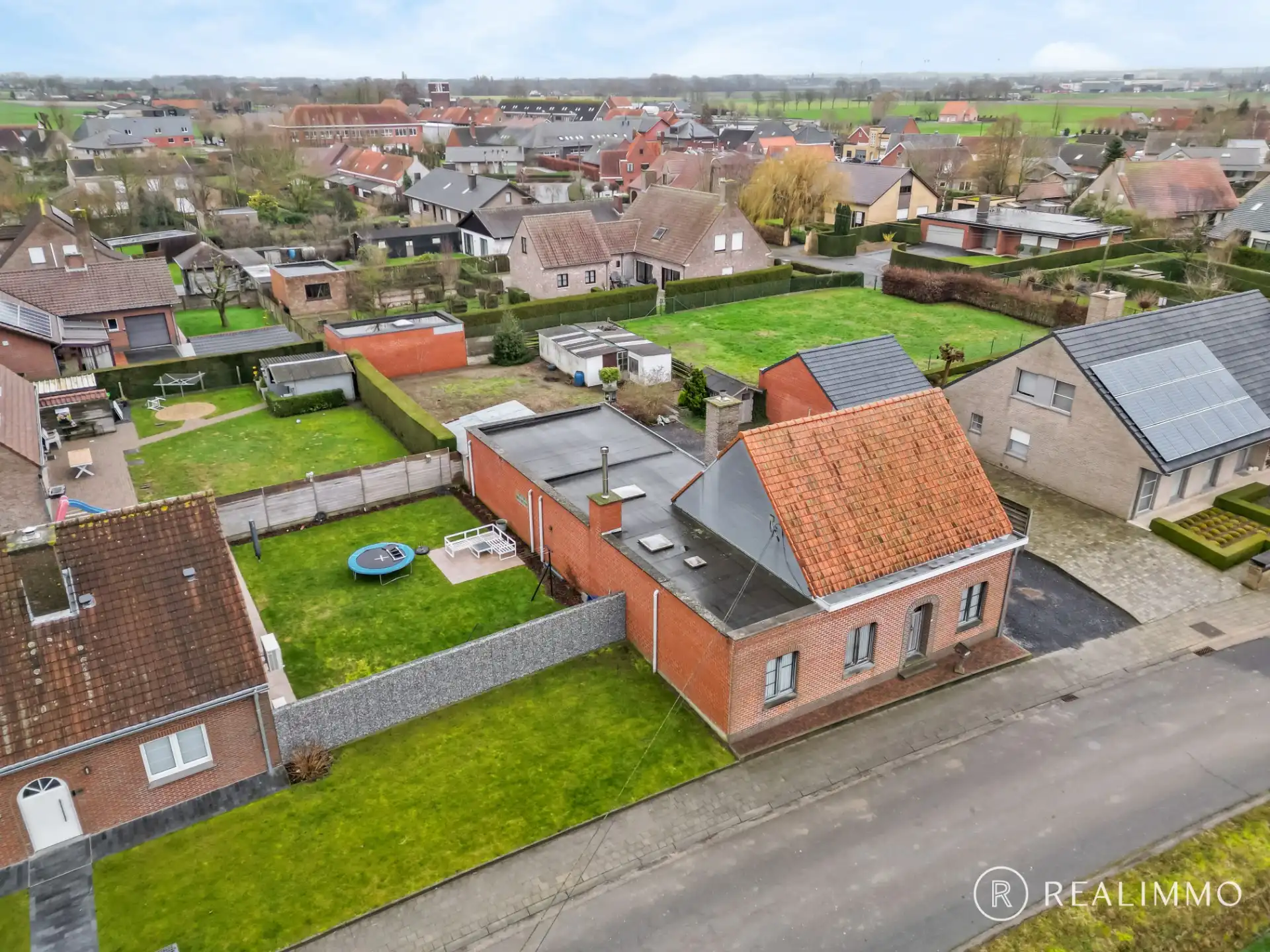 Alleenstaande woning in Oostrozebeke foto 2