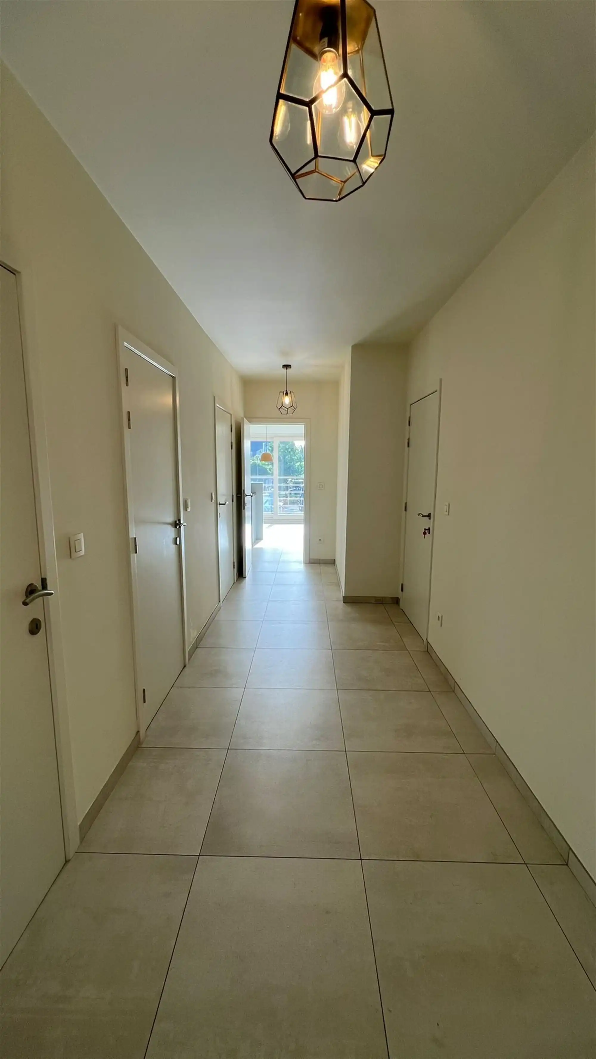 Modern en lichtrijk 2 slpk appartement  foto 11