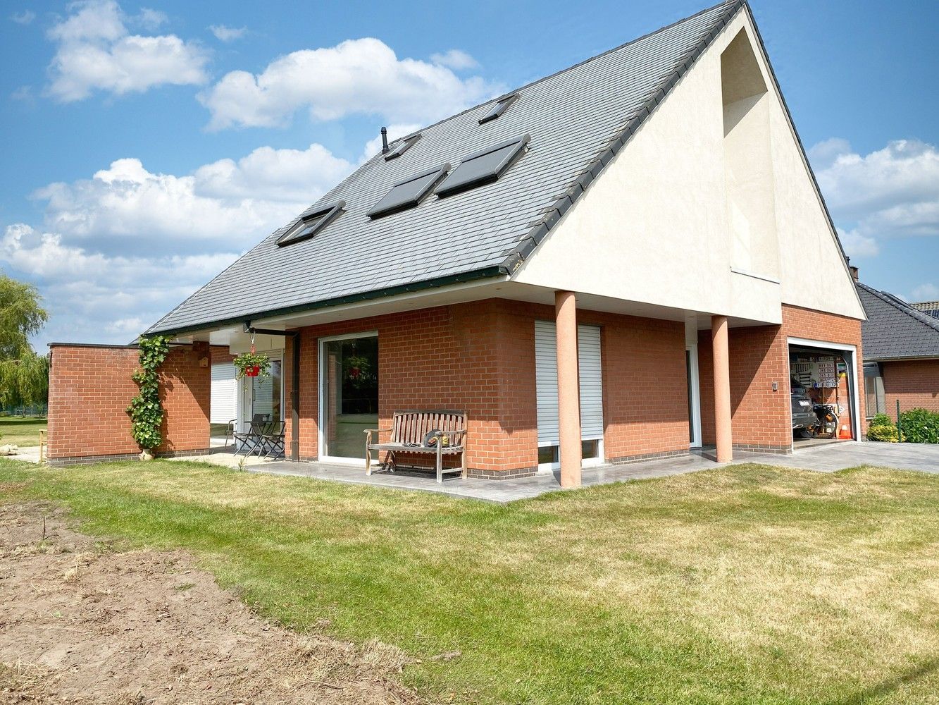 Heel ruime gezinswoning (350m²)+prachtige tuin (2000m²)! foto 23