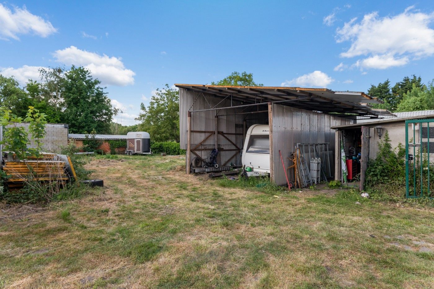 Ruime woning met 3 slpk. op prachtig perceel van 1285 m² foto 29