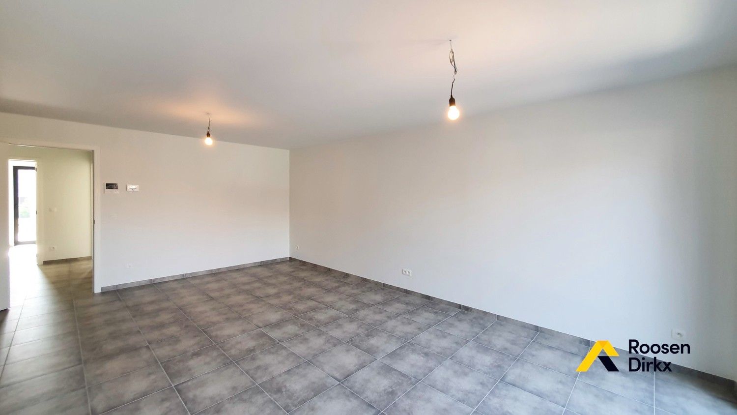 PRACHTIG APPARTMENT MET 2 SLK EN TERRAS HARTJE BREE! foto 7