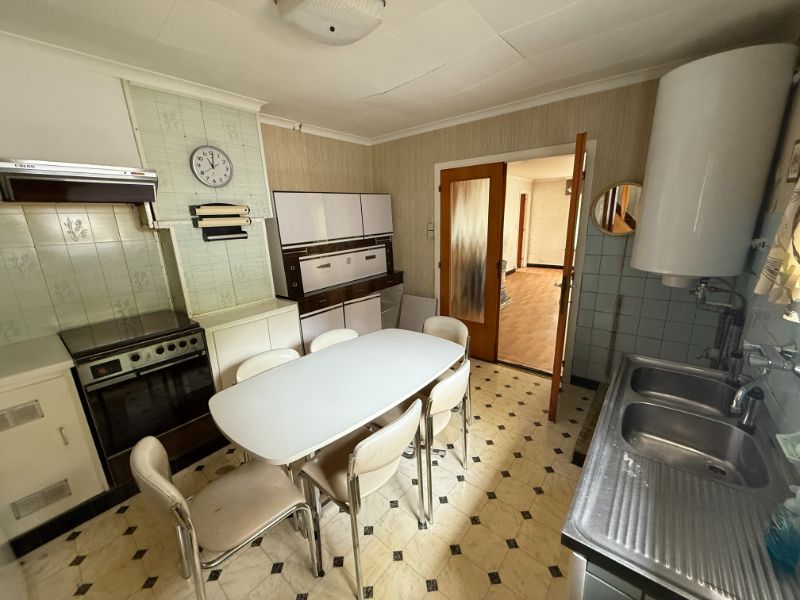 Bouwgrond met woning voor afbraak foto 9