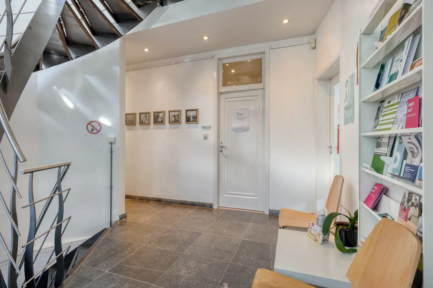 Karaktervol interbellum kantoorgebouw in de gegeerde Expowijk te Antwerpen! foto 5