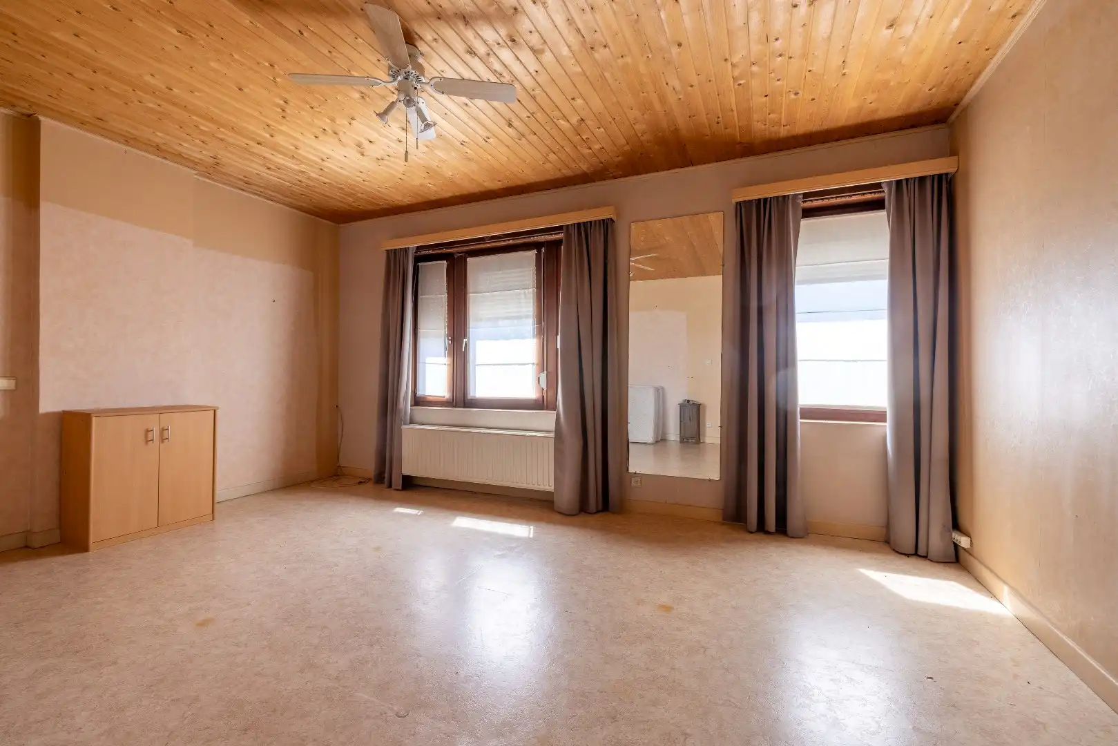 Leuke woning met 4 slk, grote garage en groot binnenterras foto 20